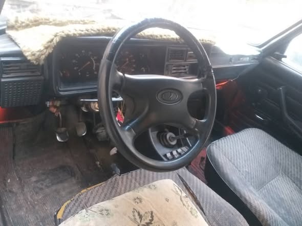 لادا 2107 2001 - صورة 1