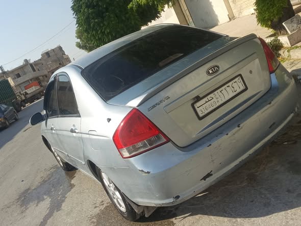كيا سيراتو 2008 - صورة 4