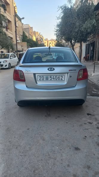 كيا ريو 2011 - صورة 2