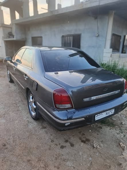 هيونداي أزيرا 2003 - صورة 5