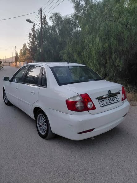 ليفان 520 2007 - صورة 2
