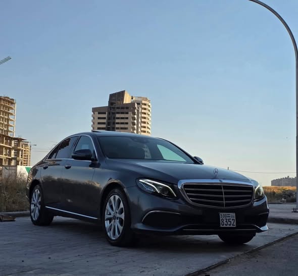 مرسيدس E300 2019 - صورة 1