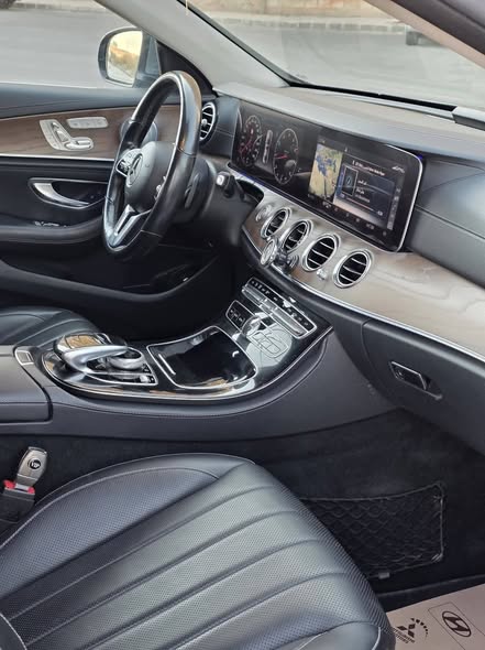 مرسيدس E300 2019 - صورة 5