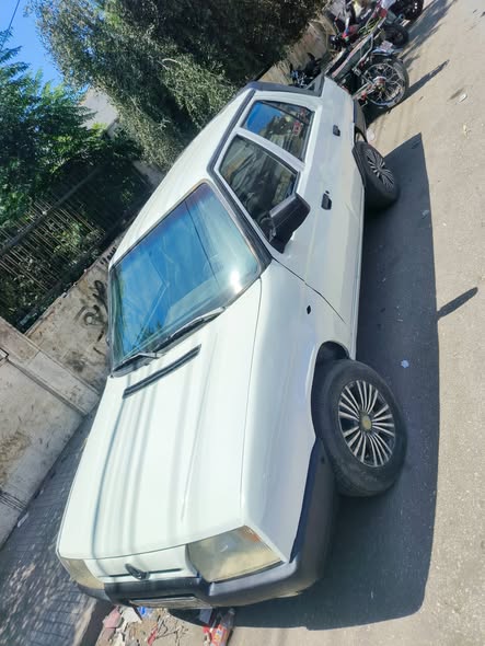 سكودا بيك أب 1994 - صورة 3