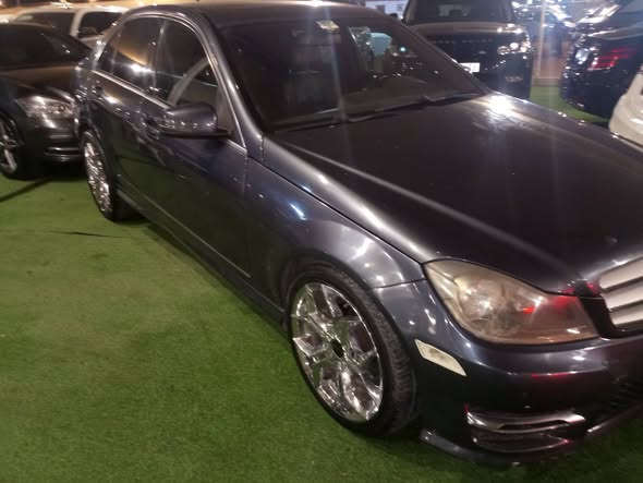 مرسيدس C250 2013 - صورة 2