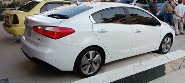 كيا كيا K3 2013 - صورة 4