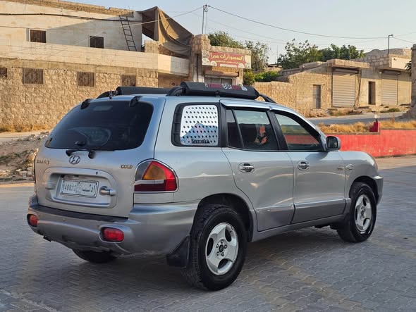 هيونداي سنتافيه 2002 - صورة 3