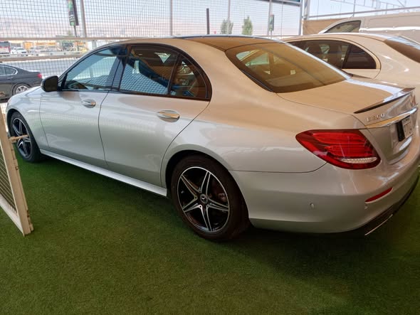 مرسيدس E350 2019 - صورة 2