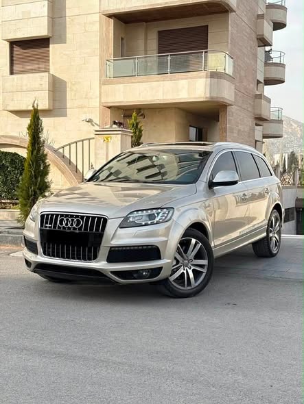 أودي Q7 2010 - صورة 2