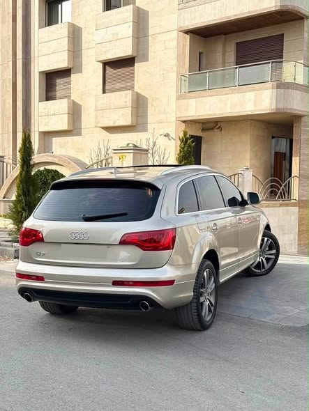 أودي Q7 2010 - صورة 4