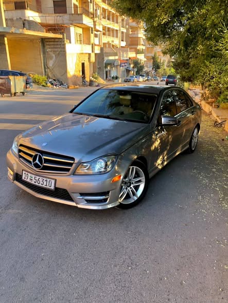 مرسيدس C250 2014 - صورة 1
