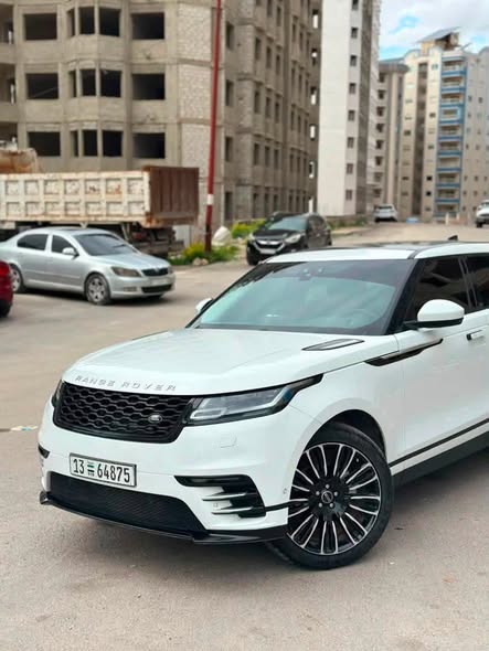رنج روفر فيلار 2020 - صورة 1