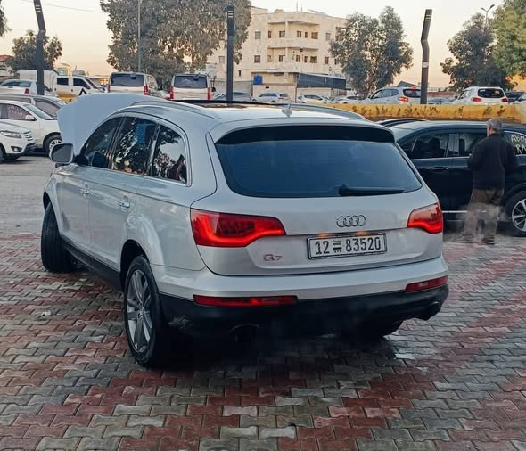 أودي Q7 2012 - صورة 5