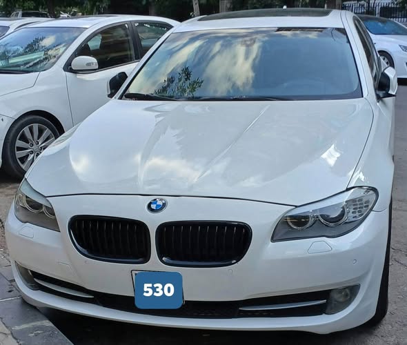 بي إم دبليو 530i 2013 - صورة 1