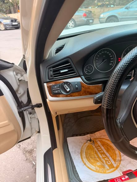 بي إم دبليو 530i 2013 - صورة 4