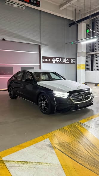 مرسيدس E300 2026 - صورة 1
