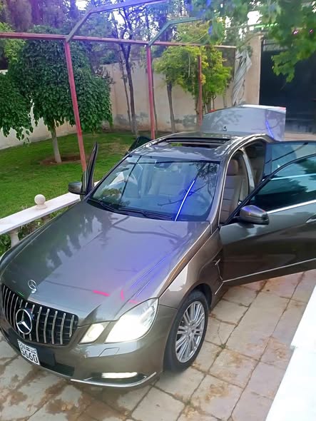 مرسيدس E250 2012 - صورة 3
