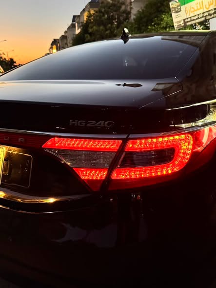 هيونداي أزيرا 2014 - صورة 4