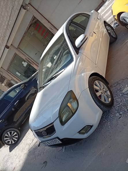 كيا ريو 2011 - صورة 2