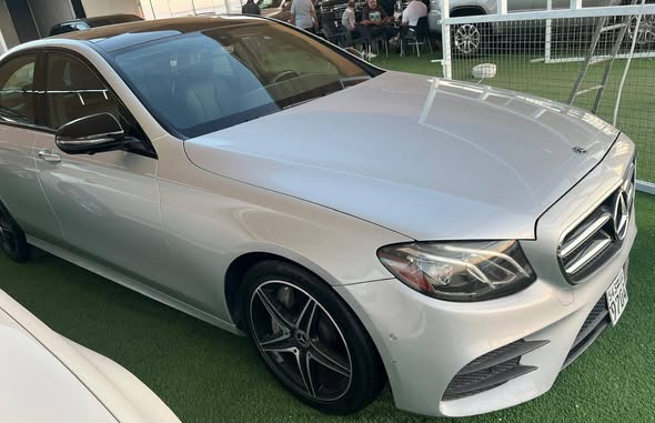 مرسيدس E300 2019 - صورة 3