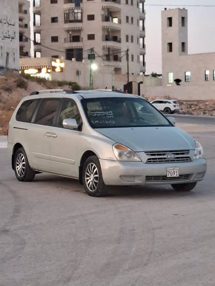 كيا كرنفال 2013 - صورة 5