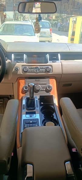 رنج روفر سبورت 2013 - صورة 3