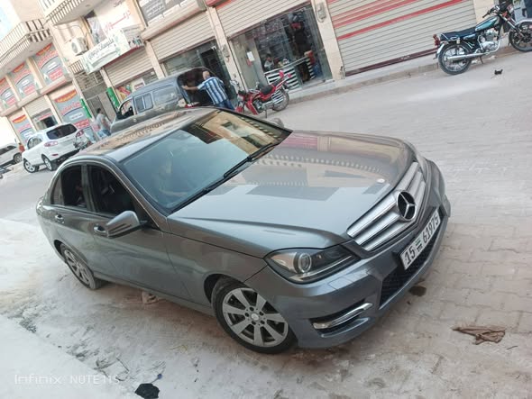 مرسيدس C220 2013 - صورة 4