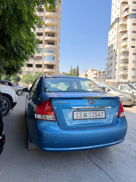 كيا سيراتو 2007 - صورة 1
