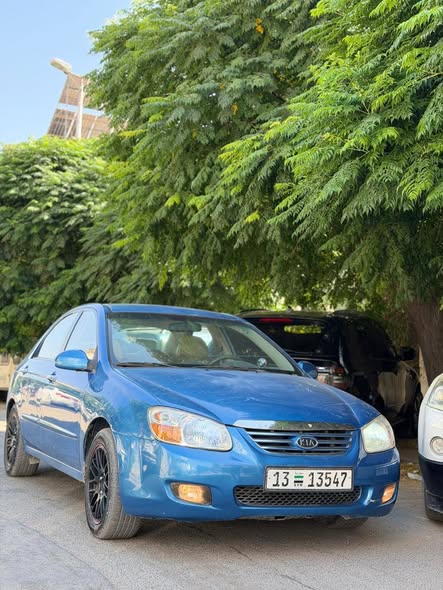 كيا سيراتو 2007 - صورة 4