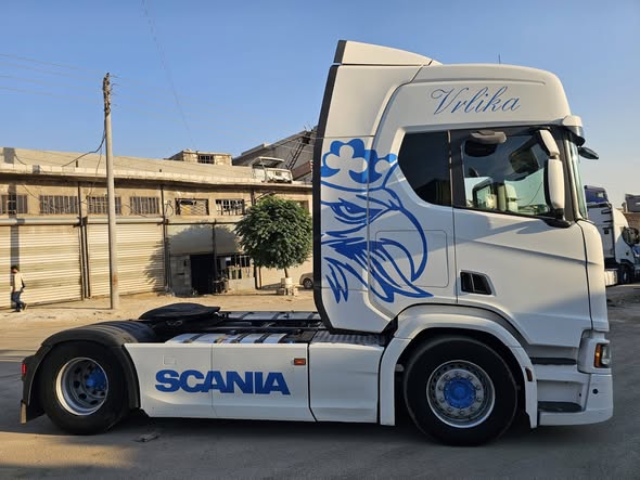 سكانيا 450 2018 - صورة 5