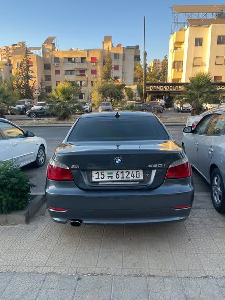 بي ام دبليو 520 2010 - صورة 2