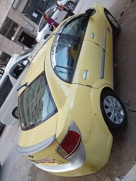 كيا ريو 2011 - صورة 4