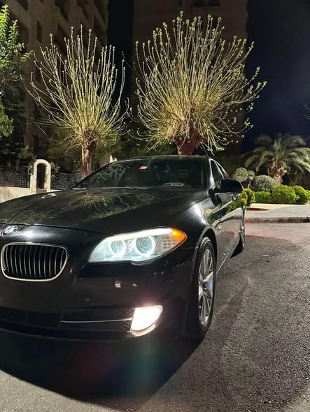بي إم دبليو 530i 2013 - صورة 1