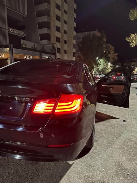 بي إم دبليو 530i 2013 - صورة 3