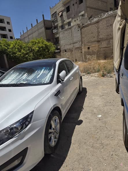 كيا K5 2011 - صورة 2