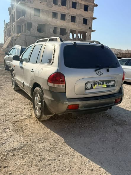 هيونداي سنتافي 2005 - صورة 2