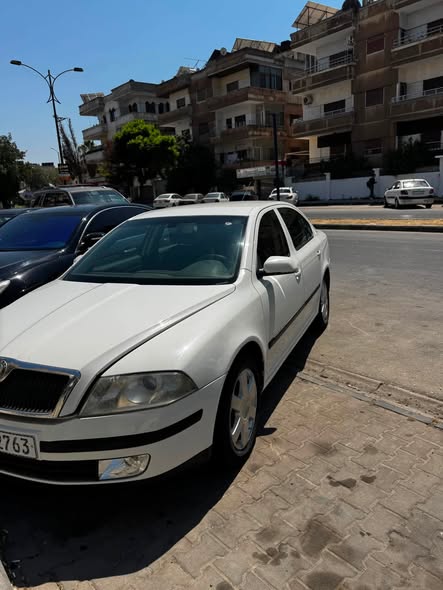 سكودا أوكتافيا 2007 - صورة 2