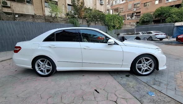 مرسيدس E350 2013 - صورة 4