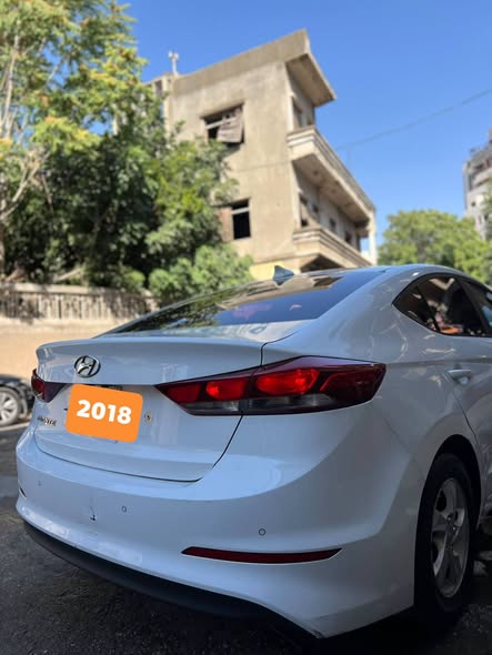 هيونداي افانتي 2018 - صورة 4