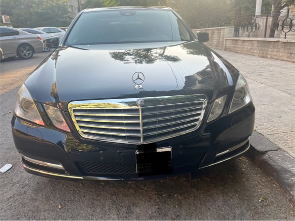 مرسيدس E350 2011 - صورة 1