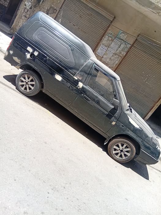 سكودا بيك أب 1994