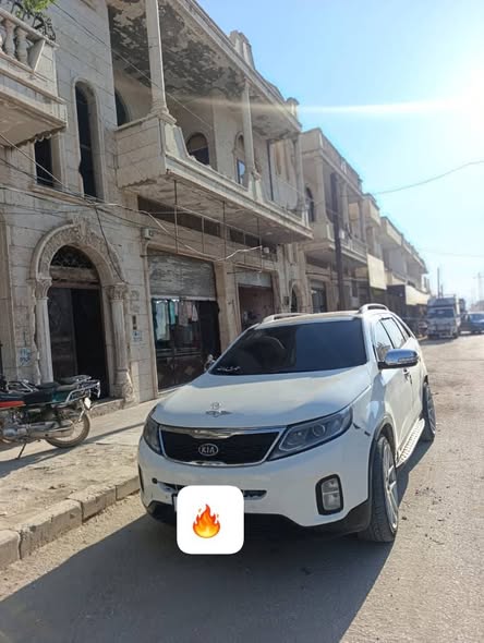 كيا سيرنتو 2014 - صورة 1
