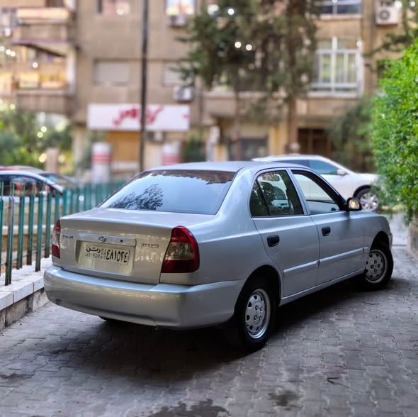 هيونداي فيرنا 2009 - صورة 5