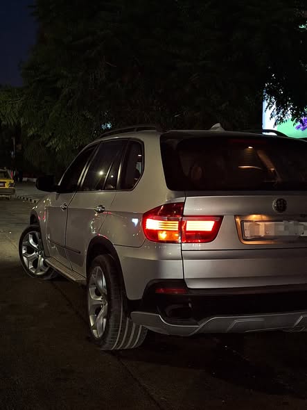 بي ام دبليو X5 2009 - صورة 2