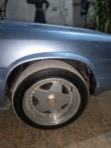 مازدا 626 1983 - صورة 2