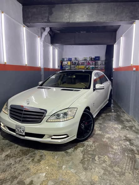 مرسيدس S550 2010 - صورة 2