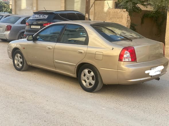 كيا شوما 2002 - صورة 4