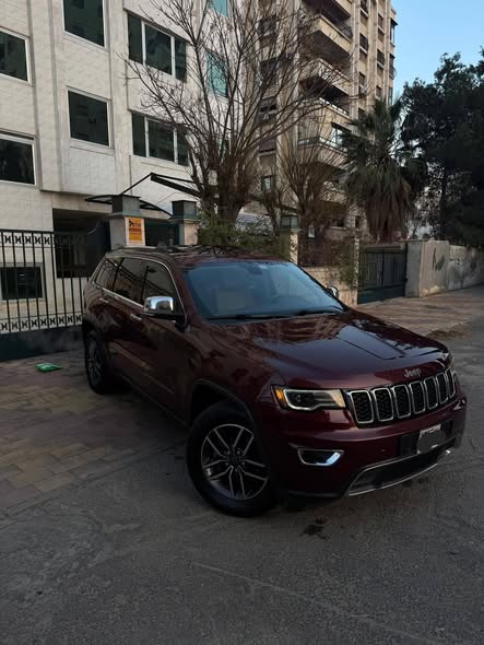 جيب شيروكي 2019 - صورة 1