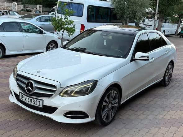 مرسيدس E300 2014 - صورة 1