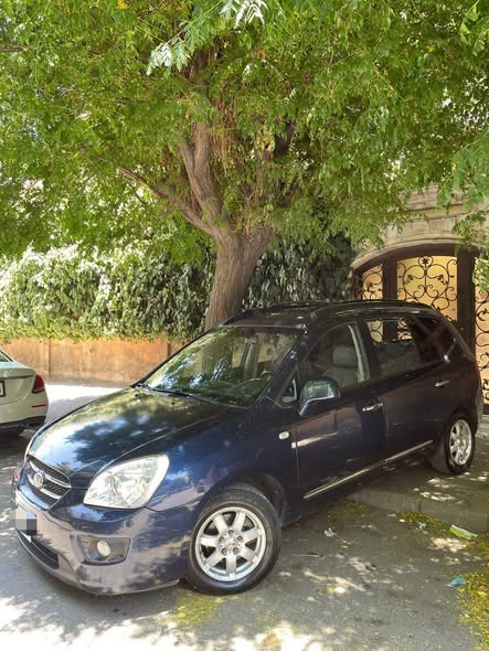 كيا كارينز 2008 - صورة 5